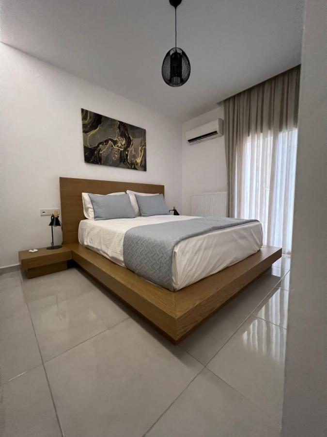 Modern Apartment Close To Airport With Gym And Bbq Iraklio Exterior foto