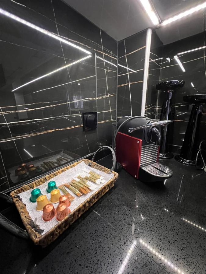 Modern Apartment Close To Airport With Gym And Bbq Iraklio Exterior foto